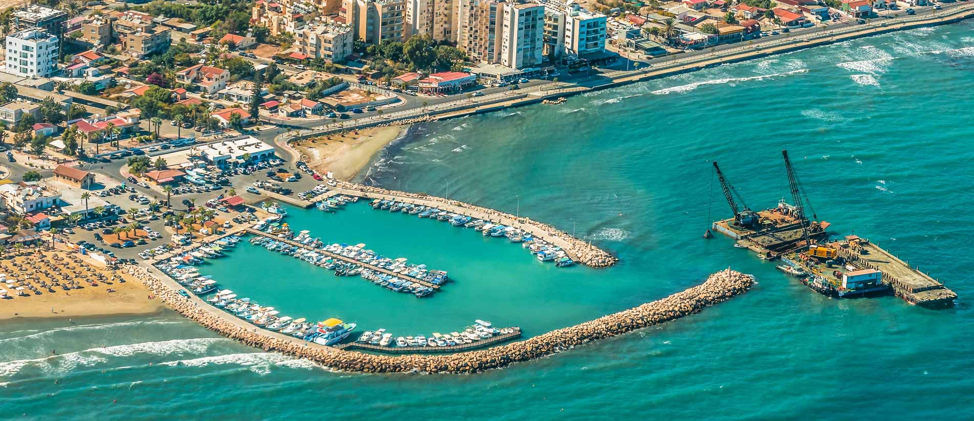 CYPRUS24.TAXI: Limassol taxi and beaches of Larnaca